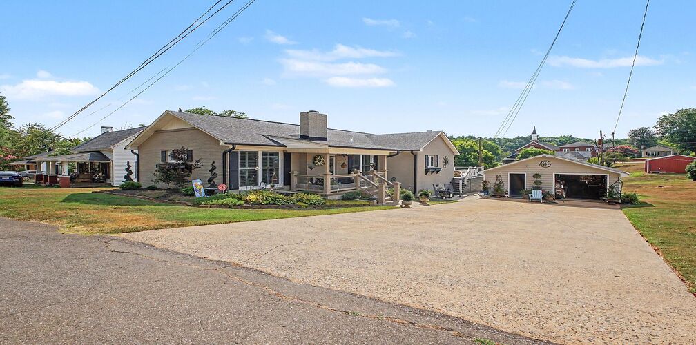 217 Cline St, Lawndale, NC 28090